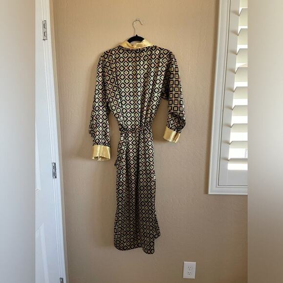 New Vintage Victoria's Secret Gold Regency Satin Wrap Kimono Robe - Picture 5 of 7